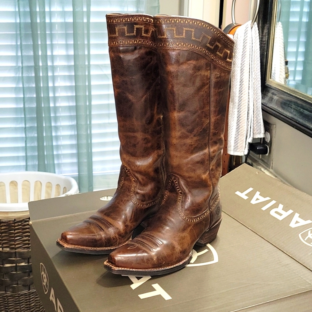 Ariat sahara 7.5 boots